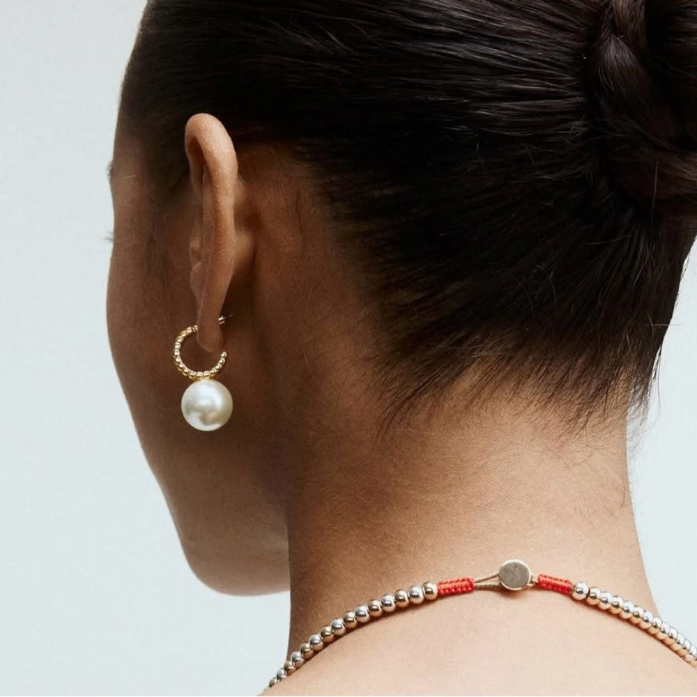 Roxanne Assoulin The Swan Drop Earrings Signature